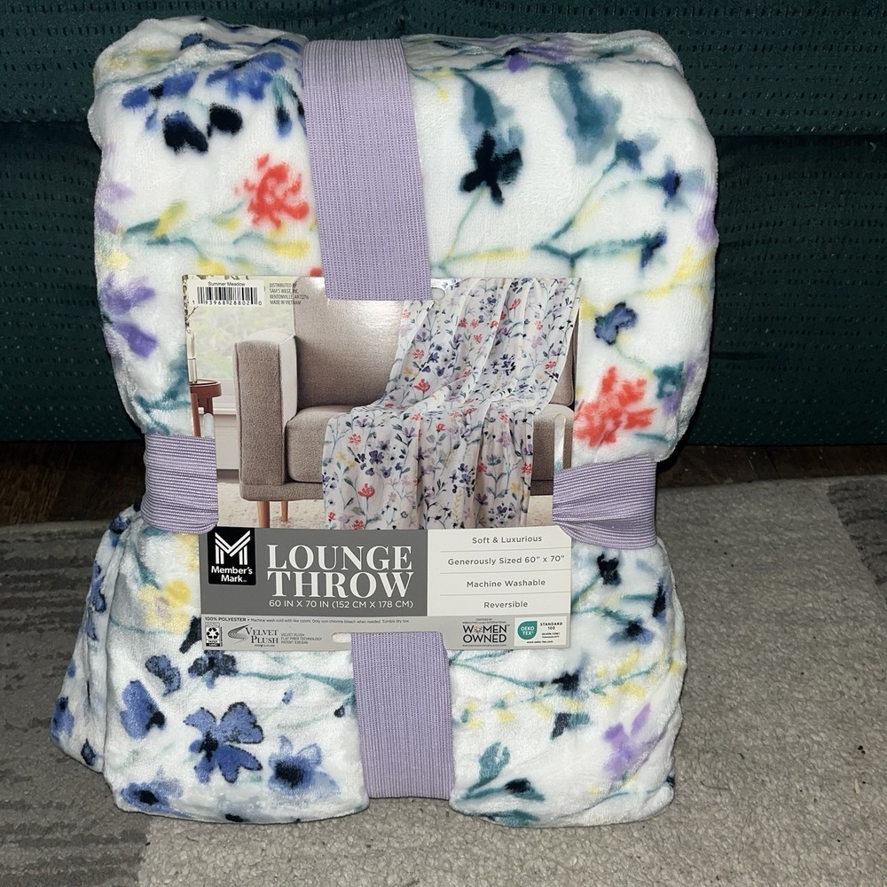 Member's Mark Oversized Lounge Throw Blanket, 60" x 70", Summer Meadow